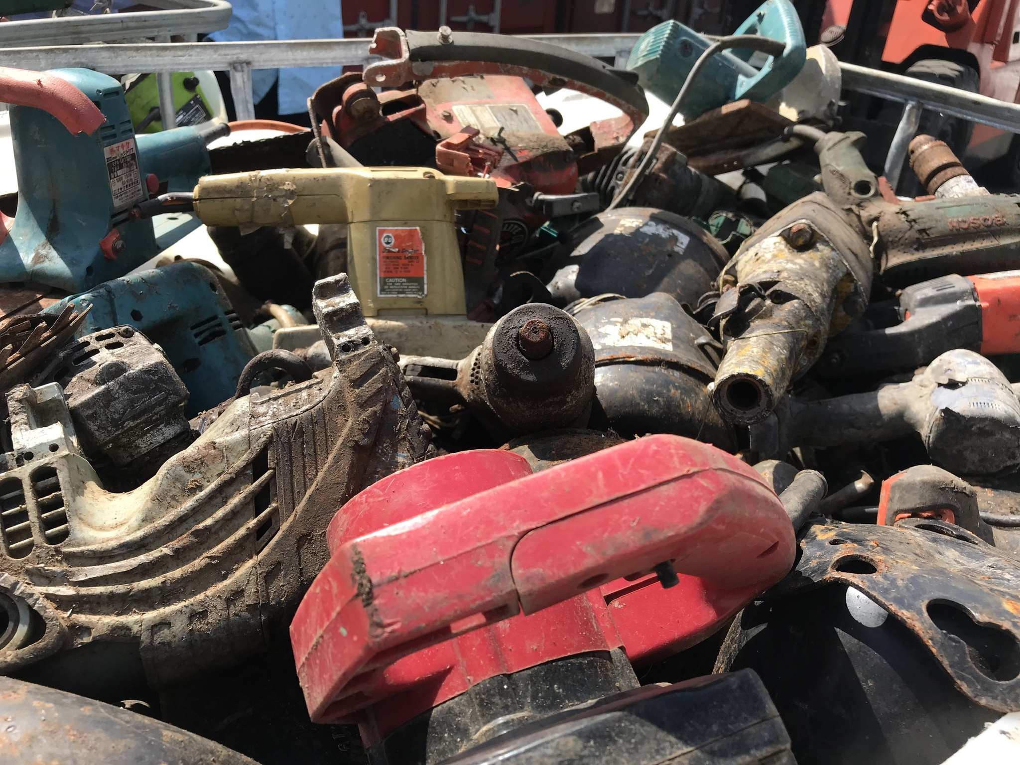 Dịch vụ thu mua máy móc tại TPHCM